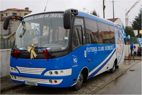 APRESENTA&Ccedil;&Atilde;O DO AUTOCARRO DO FUTEBOL CLUBE DE CRISTELO