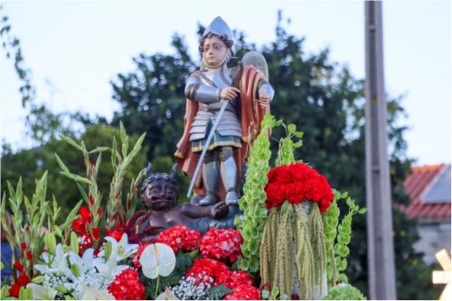 PROCISS&Atilde;O SOLENE EM HONRA DE S. MIGUEL | PADROEIRO DA FREGUESIA DE CRISTELO